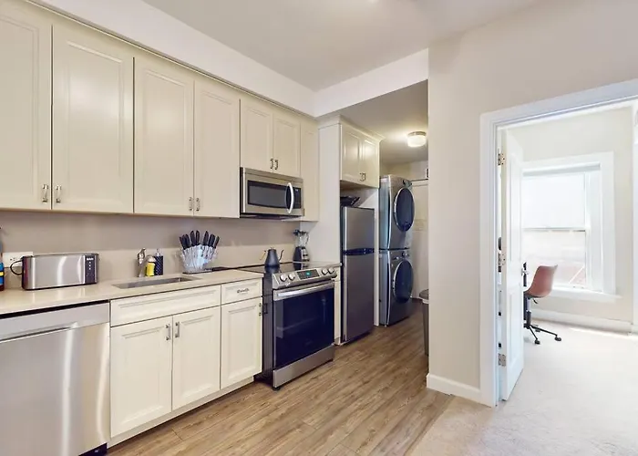 Апартаменты River North Deltee Чикаго